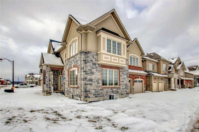 147 Joe Dales Dr, Georgina, L4P 0G7 | Image 2