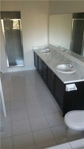 67 Collin Crt, Richmond Hill, L4E0X7 | Image 2