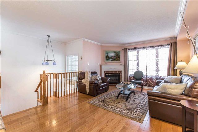 27 Orchid Rd, Markham, L3T7T7 | Image 2