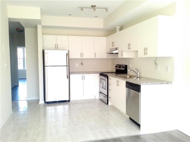 E07 - 26 Bruce St, Vaughan, L4L1J4 | Image 3