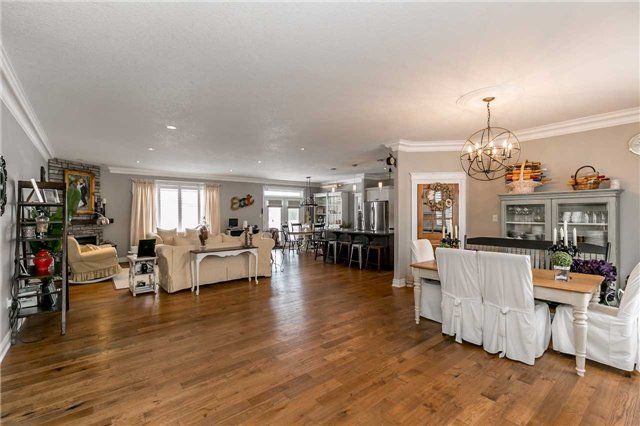 2 Harry Parker Pl, Adjala-Tosorontio, L0M1J0 | Image 2