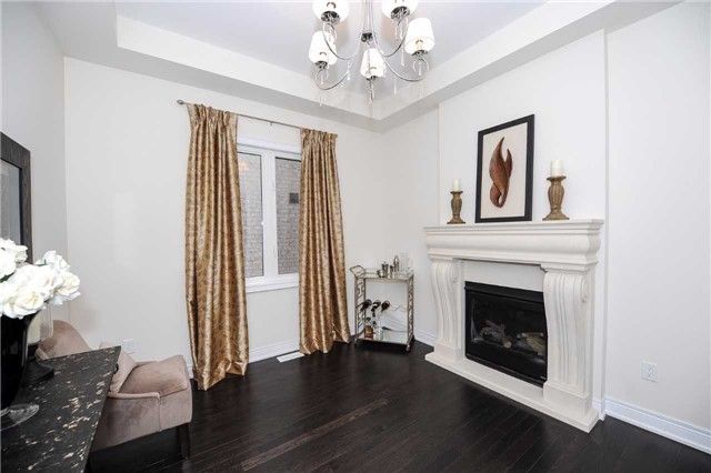 20 Rivoli Dr, Vaughan, L4H3X2 | Image 3