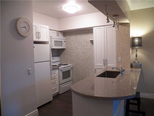 312 - 7398 Yonge St, Vaughan, L4J8J2 | Image 3