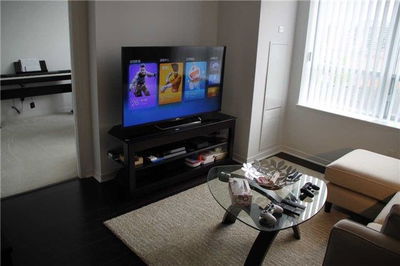 Unit 612 — 75 King William Cres, Richmond Hill - Langstaff image-0-3