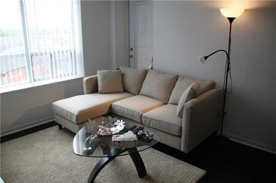 Unit 612 — 75 King William Cres, Richmond Hill - Langstaff image-0-4