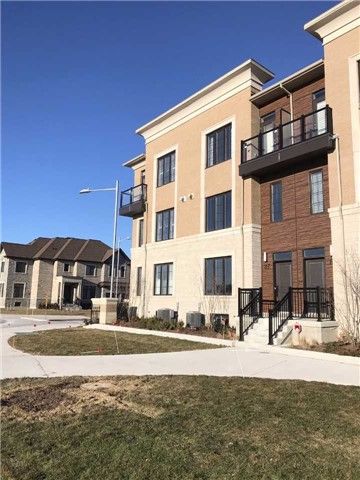 87 Village Pkwy, Markham, L3R 4Z7 | Image 2