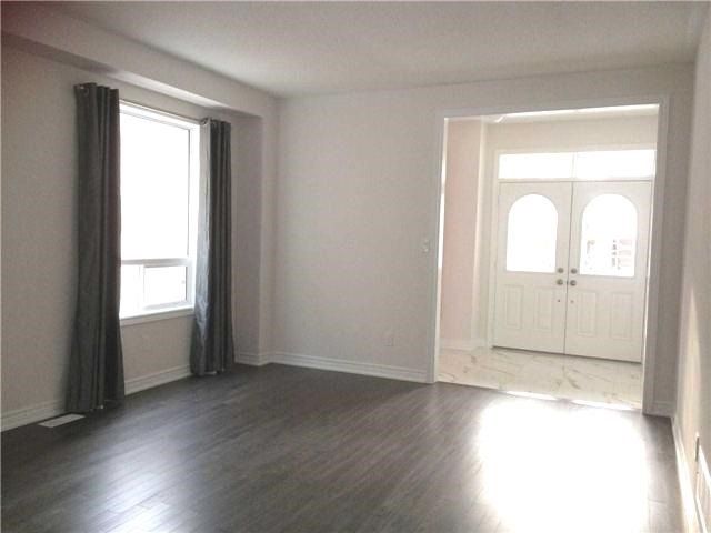 29 Lampkin St, Georgina, L0E1R0 | Image 3