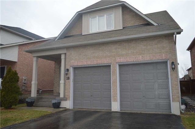 18 Kerr Lane, Aurora, L4G0E5 | Image 2