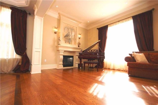 198 May Ave, Richmond Hill, L4C3S6 | Image 3