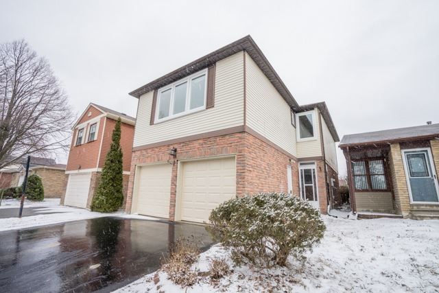 16 Madsen Cres, Markham, L3R4P3 | Image 2