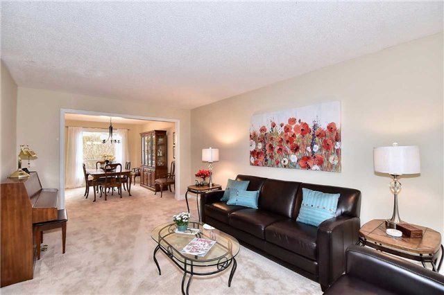 112 Krieghoff Ave, Markham, L3R1V9 | Image 3