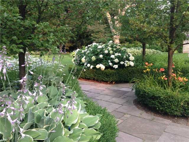 108 Kennedy St W, Aurora, L4G 2L7 | Image 3