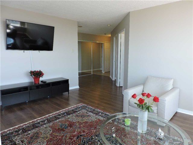 822 - 7805 Bayview Ave, Markham, L3T7N1 | Image 3