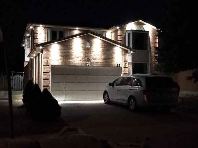 45 Briggs Ave, Richmond Hill, L4B1N7 | Image 2