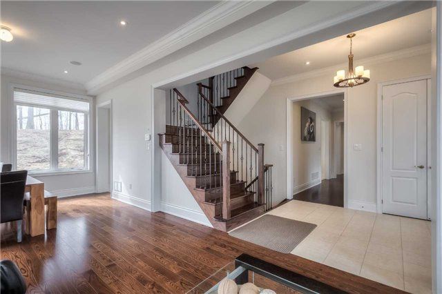 197 Nottingham Forest Rd, Bradford West Gwillimbury, L3Z 0H2 | Image 3