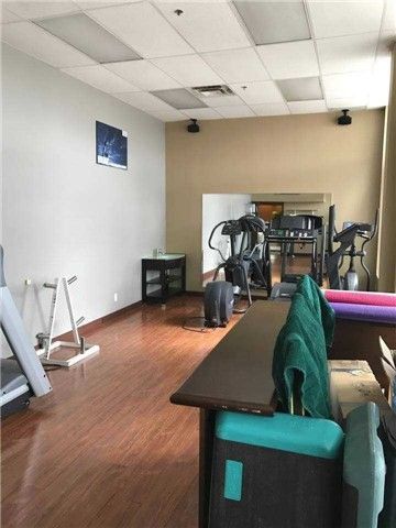 34 - 10909 Yonge St, Richmond Hill, L4C3E3 | Image 2