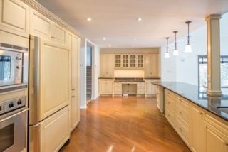 20 Blackforest Dr, Richmond Hill, L4E2P5 | Image 3