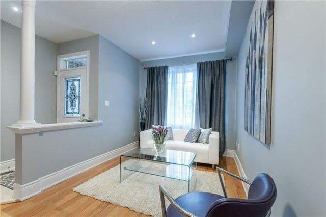 43 Sedgeway Hts, Vaughan, L4H3A9 | Image 3