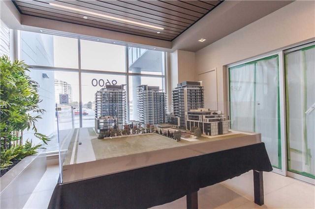 1109A - 9608 Yonge St, Richmond Hill, L4C1V6 | Image 3