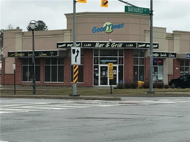 17080 Bathurst St, Newmarket, L3Y 3A5 | Image 2