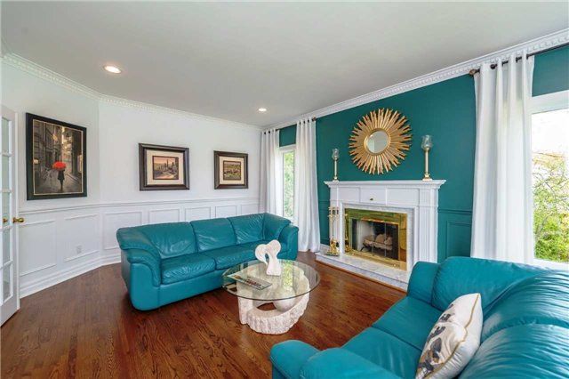 61 Sherrick Dr, Whitchurch-Stouffville, L0H1G0 | Image 3