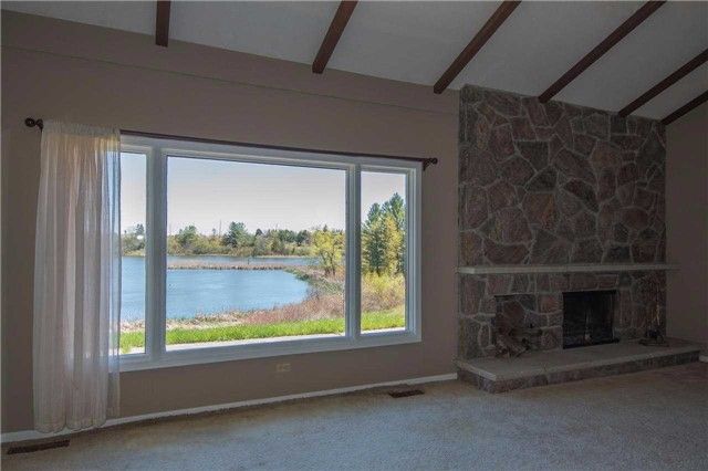 130 St. John's Sdrd E, Aurora, L4G 0M6 | Image 2