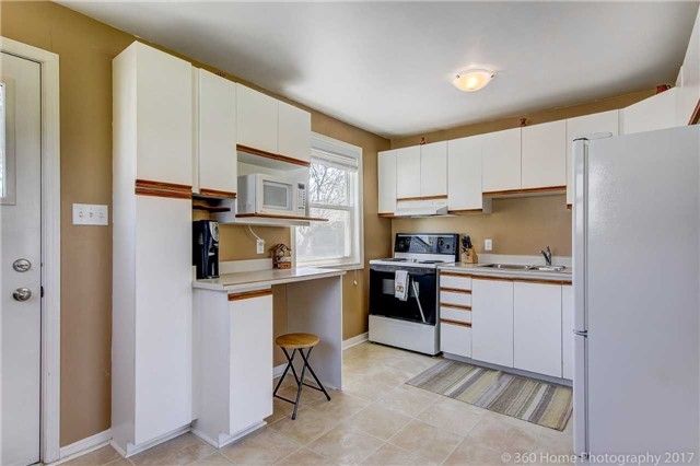 787 Third Ave, Georgina, L0E1S0 | Image 2