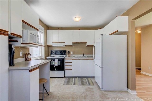 787 Third Ave, Georgina, L0E1S0 | Image 3