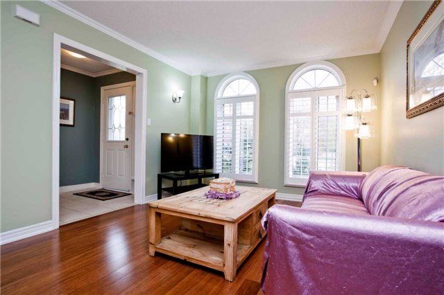 100 Castle Park Blvd, Vaughan, L4H2R7 | Image 3