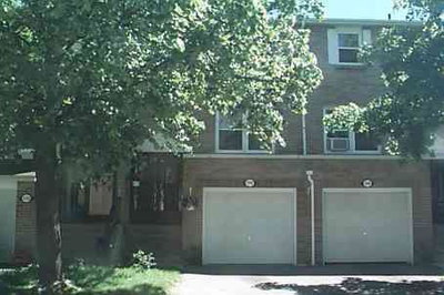 Townhouse sold at N/A-1718 John Street, Markham, Ontario, L3T1Y9 - Bayview Fairway-Bayview Country Club Estates - MLS: N383706