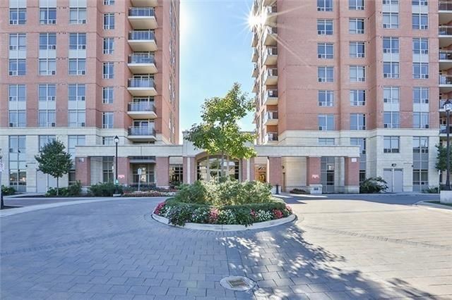 512 - 73 King William Cres S, Richmond Hill, L4B0C2 | Image 2