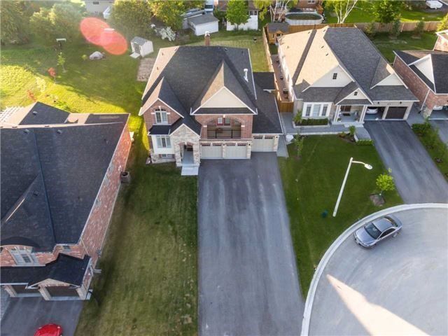 44 Philson Crt, Innisfil, L0L 1L0 | Image 3