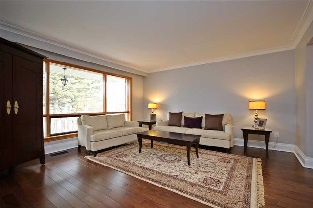 30 Patton St, King, L7B1G4 | Image 3