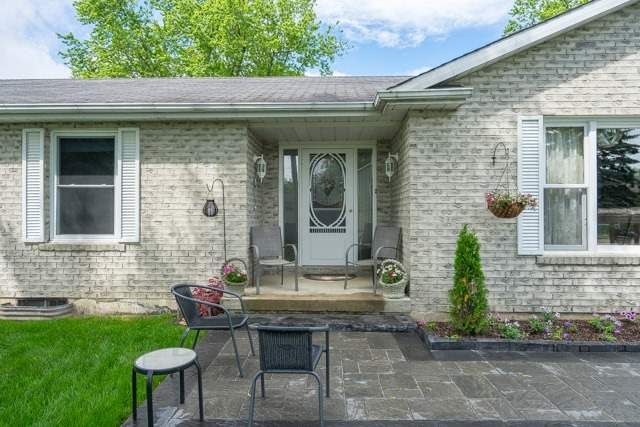 32 Elmvale Blvd, Whitchurch-Stouffville, L4A7X3 | Image 2