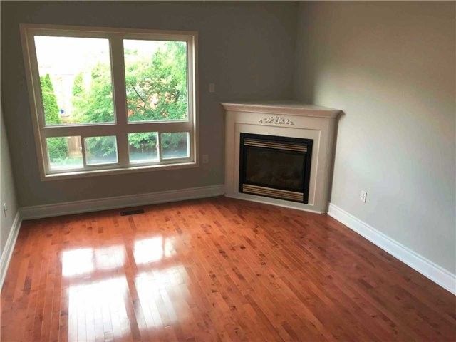 17 Durango Dr, Richmond Hill, L4S2W5 | Image 2