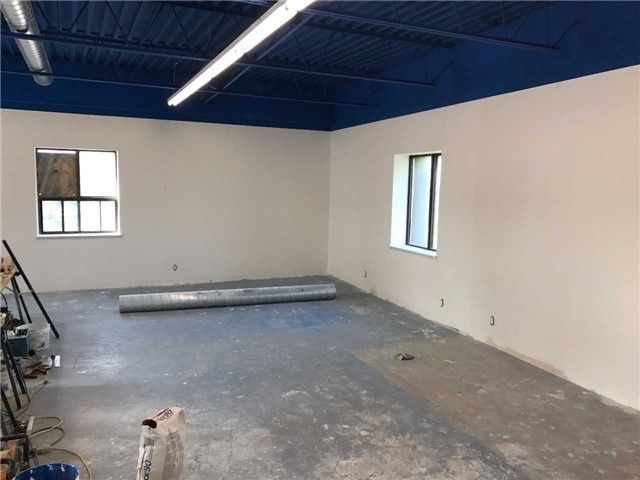 2nd Fl - 5781 Highway 7 W, Vaughan, L4L1T7 | Image 3