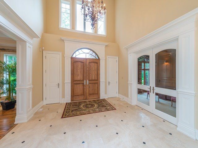 108 Kennedy St W, Aurora, L4G 2L7 | Image 3