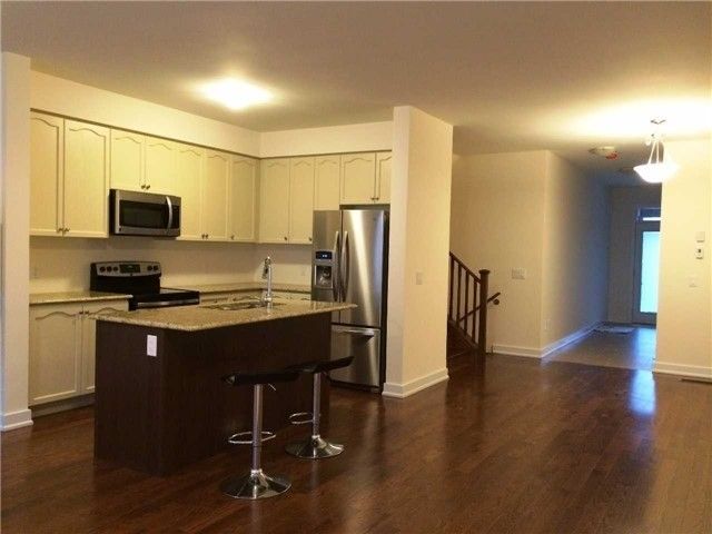 11 Kohl St, Richmond Hill, L4E0Z4 | Image 2