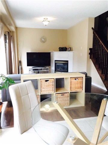 7 Wilcliff Crt, Markham, L6E2E5 | Image 3