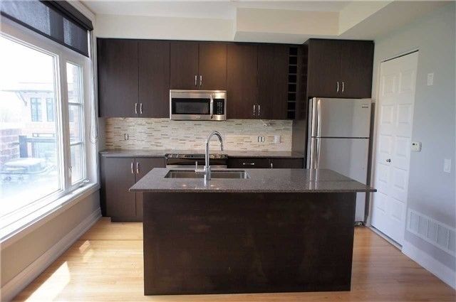 40 - 8167 Kipling Ave, Vaughan, L4L 0G4 | Image 2