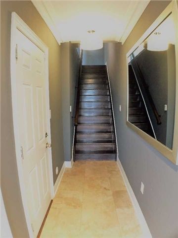 129 Powseland Cres, Vaughan, L4L0C5 | Image 2