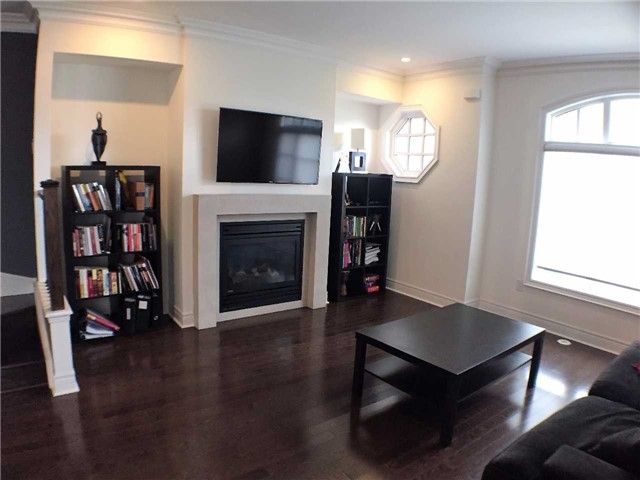 129 Powseland Cres, Vaughan, L4L0C5 | Image 3