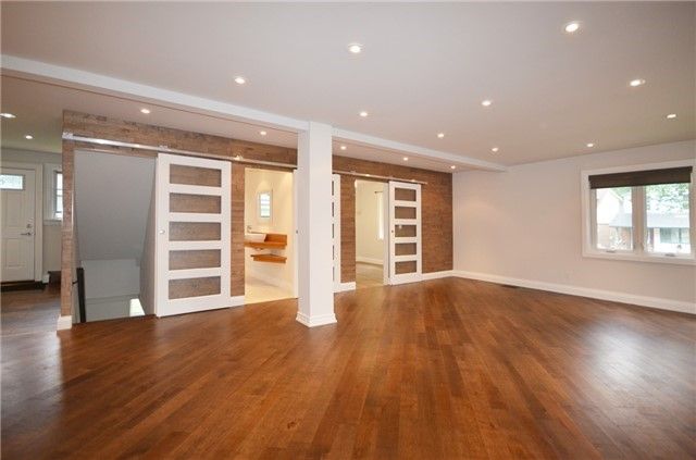 151 Richmond St, Richmond Hill, L4C3Y7 | Image 3