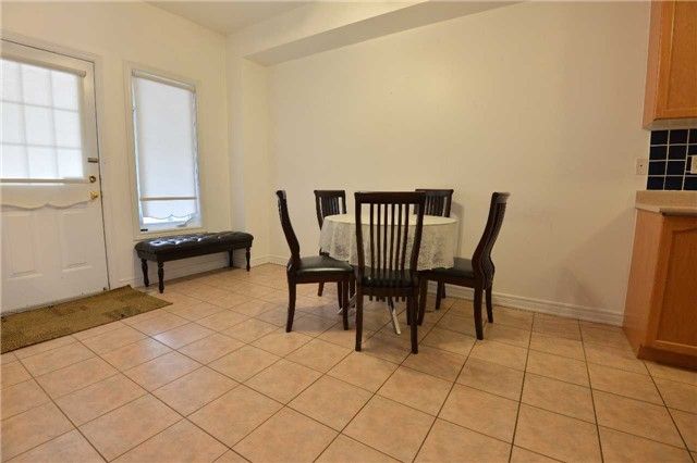 68 Forestwood St, Richmond Hill, L4S2K3 | Image 2