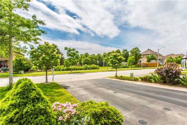 228 Kimono Cres, Richmond Hill, L4S2A3 | Image 2