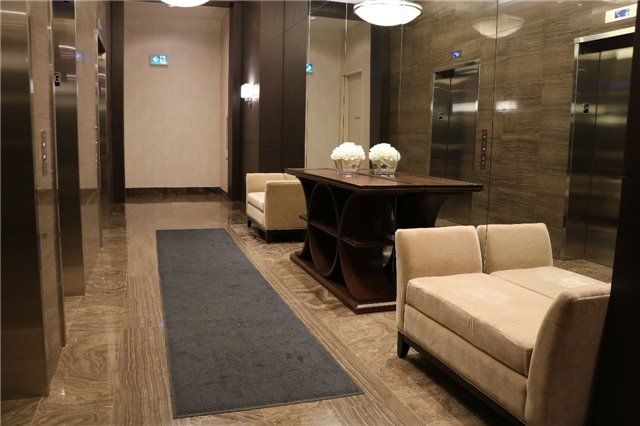 Room1