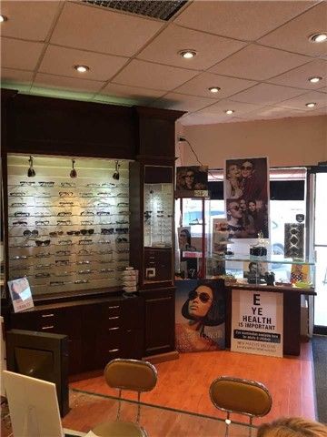 15 - 9555 Yonge St, Richmond Hill, L4C9M5 | Image 2