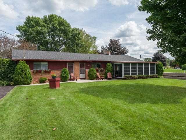 31 Villa Dr, Georgina, L0E1N0 | Image 2