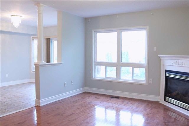 17 Durango Dr, Richmond Hill, L4S2W5 | Image 2