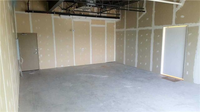 2136 - 28 South Unionville Ave, Markham, L3R4P9 | Image 2